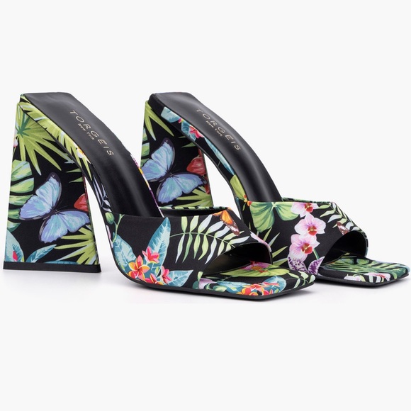 TORGEIS- Paradise Tropical Print Block Heel Sandal - Picture 7 of 8